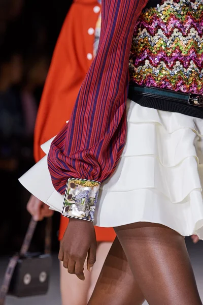 Look 22